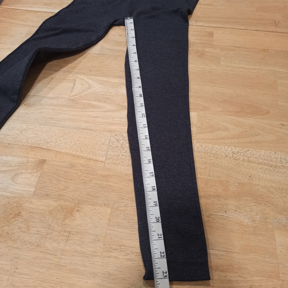Spanx Women's Leggings gray color Size XS - Picture 10 of 14